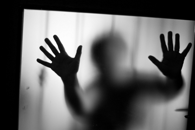 Sindrome di Stoccolma Dove finisce la nomalità e inizia la malattia? Come si riconosce un delirio? Qui descriviamo di 10 sindromi neuropsichiatriche comuni di cui però nessuno parla